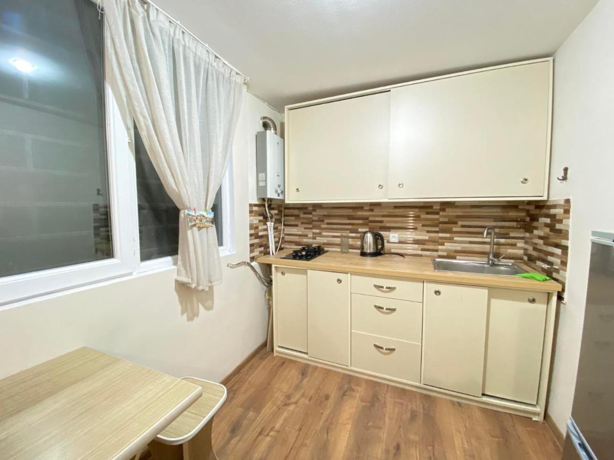 Freedom Square Apartment Tbilisi Eksteriør bilde