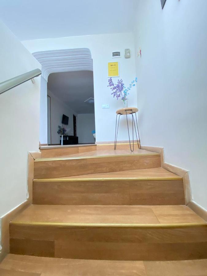 Freedom Square Apartment Tbilisi Eksteriør bilde