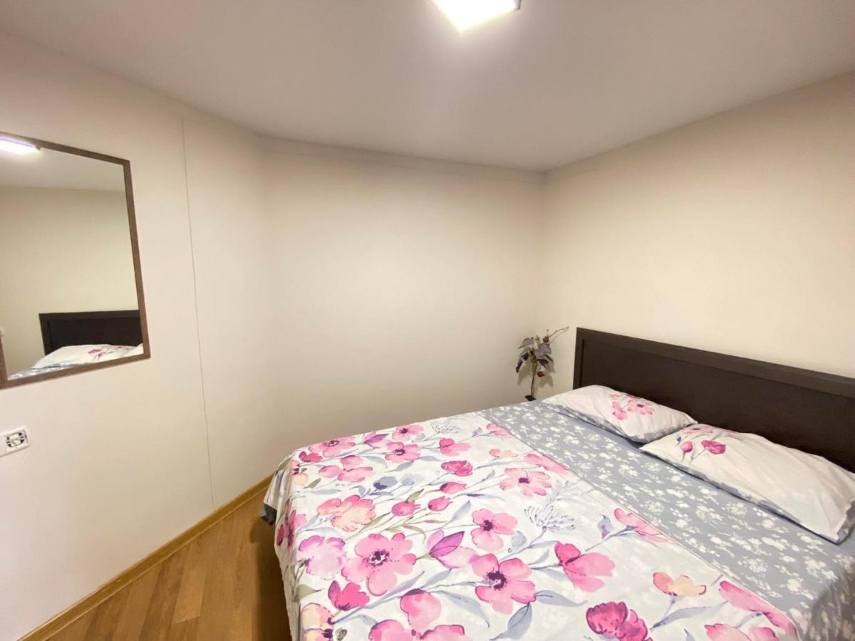Freedom Square Apartment Tbilisi Eksteriør bilde