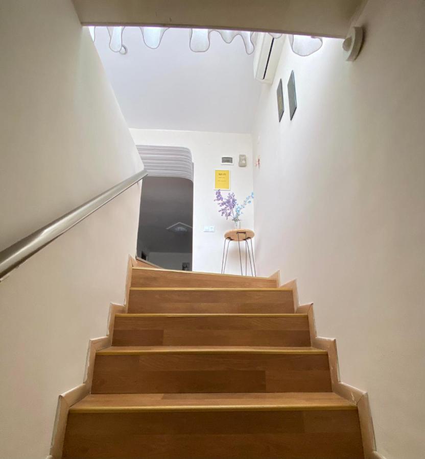 Freedom Square Apartment Tbilisi Eksteriør bilde
